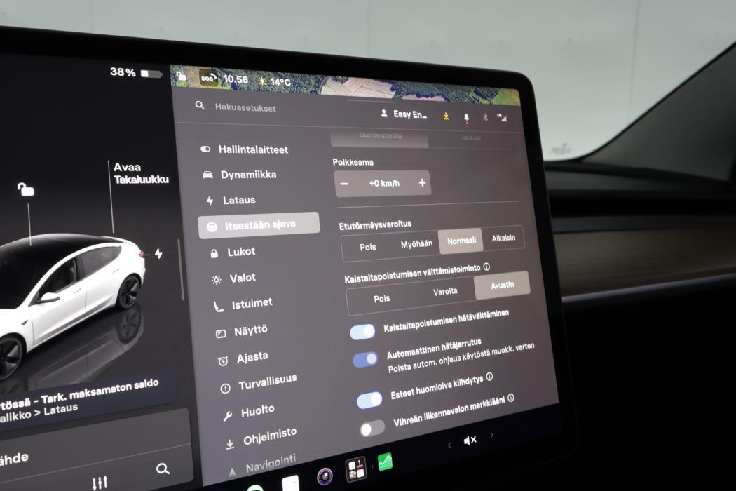 TESLA Model 3 2023
