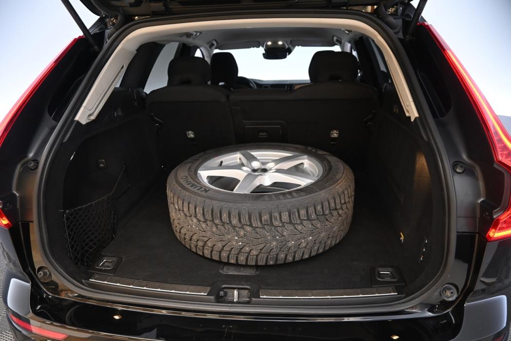 VOLVO XC60 2019