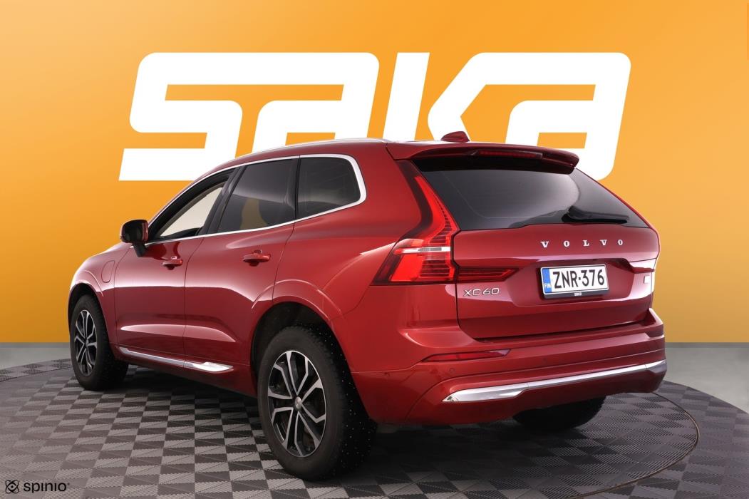 VOLVO XC60 2022