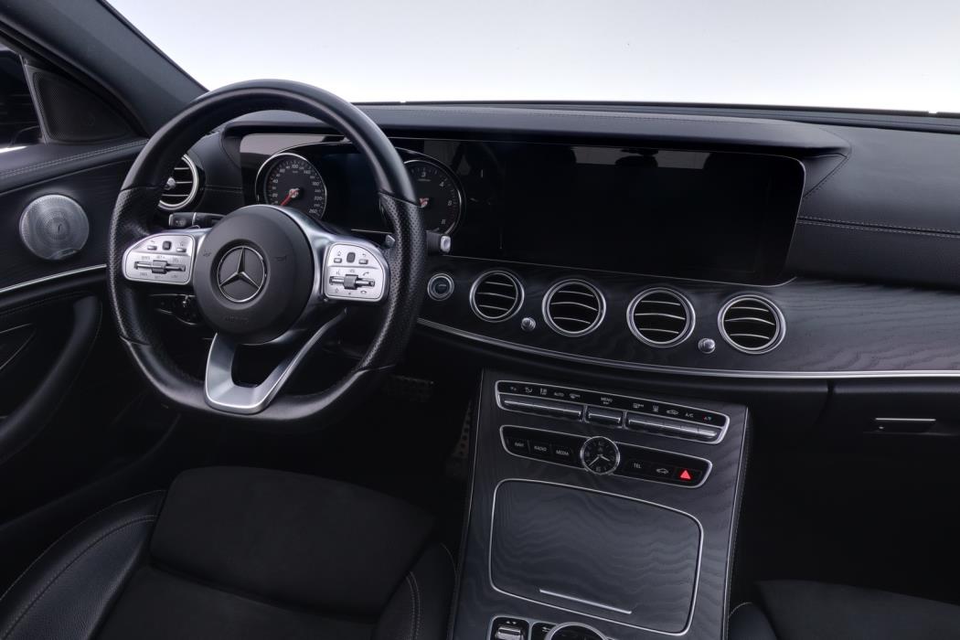 MERCEDES-BENZ E 2019
