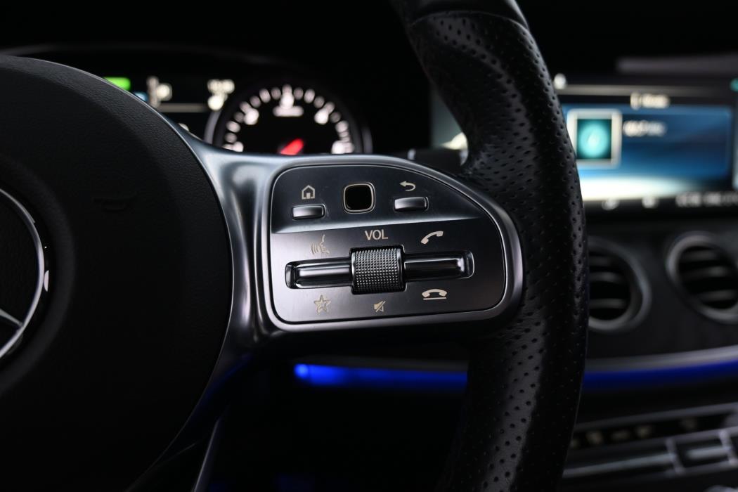 MERCEDES-BENZ E 2019