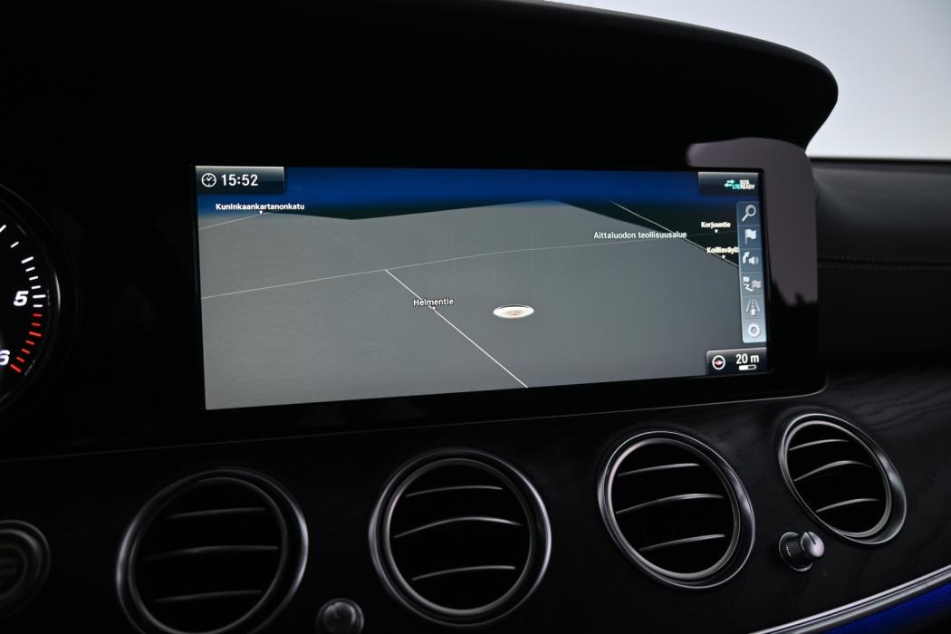 MERCEDES-BENZ E 2019