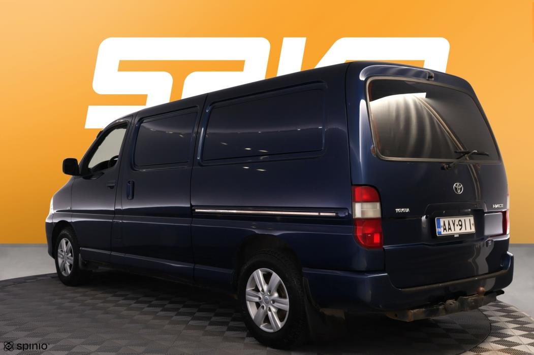 TOYOTA Hiace 2008