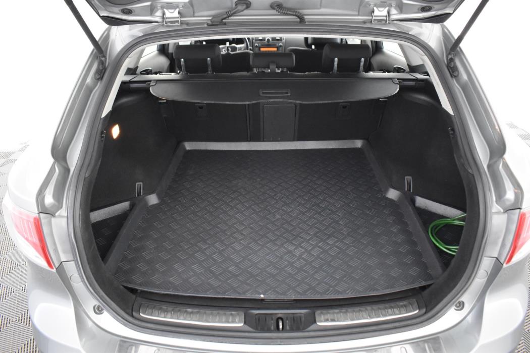 TOYOTA Avensis 2009