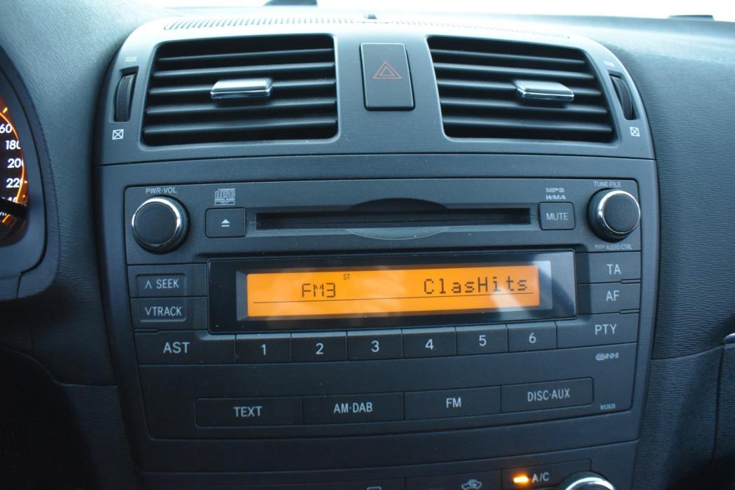 TOYOTA Avensis 2009