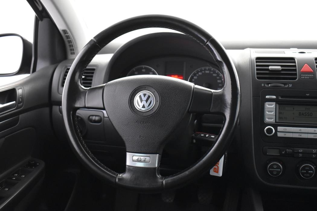 VOLKSWAGEN Golf 2008