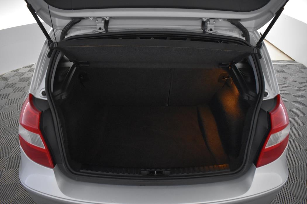 BMW 120 2004
