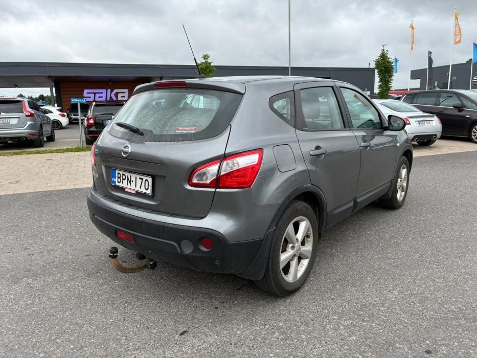 NISSAN Qashqai 2012