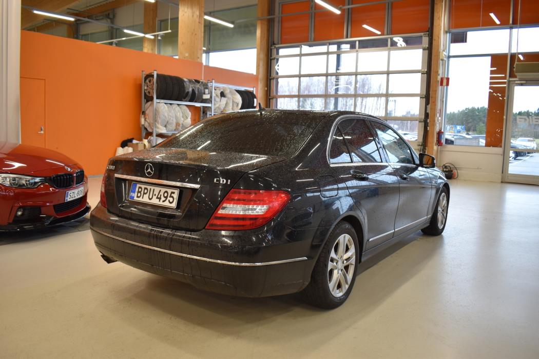 MERCEDES-BENZ C 2012