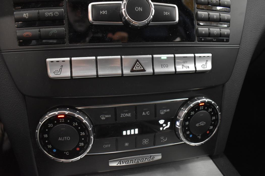 MERCEDES-BENZ C 2012
