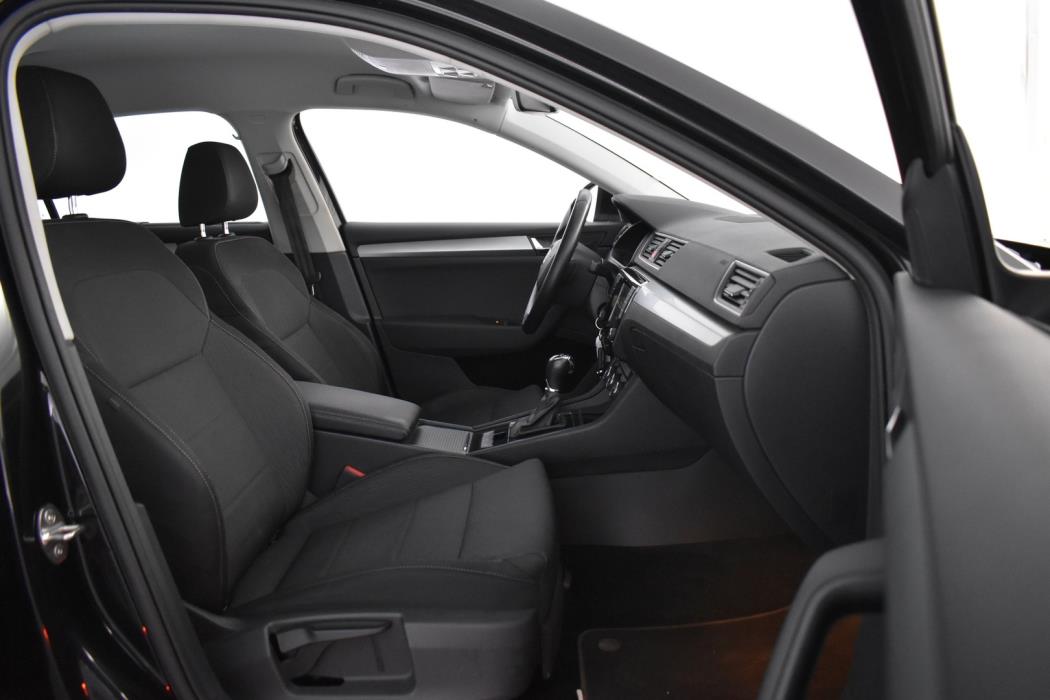 SKODA Superb 2016