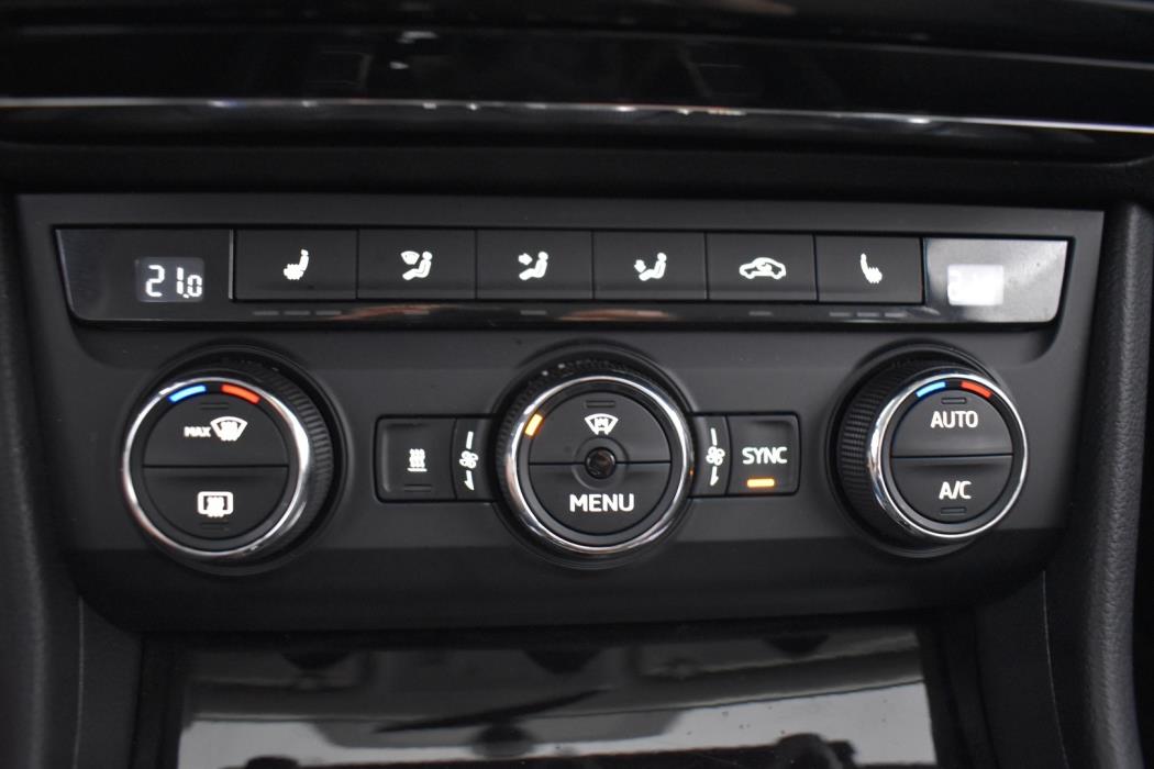 SKODA Superb 2016