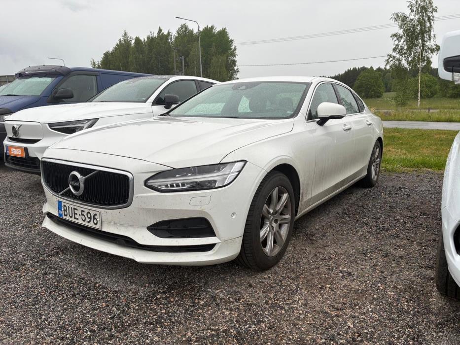 VOLVO S90 2017