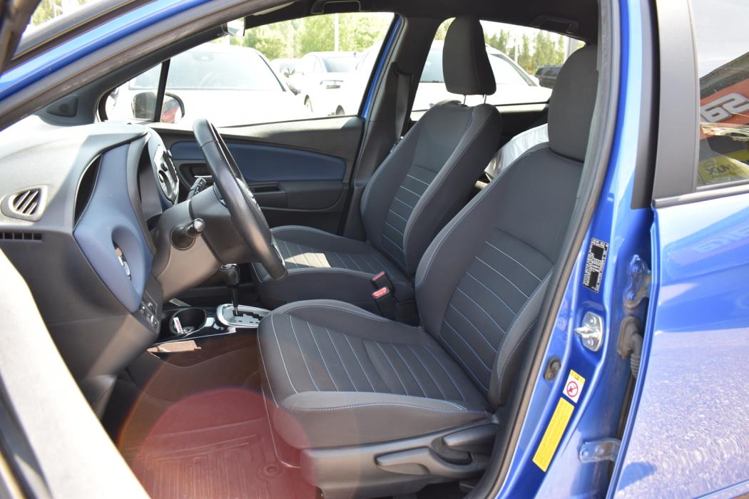 TOYOTA Yaris 2019