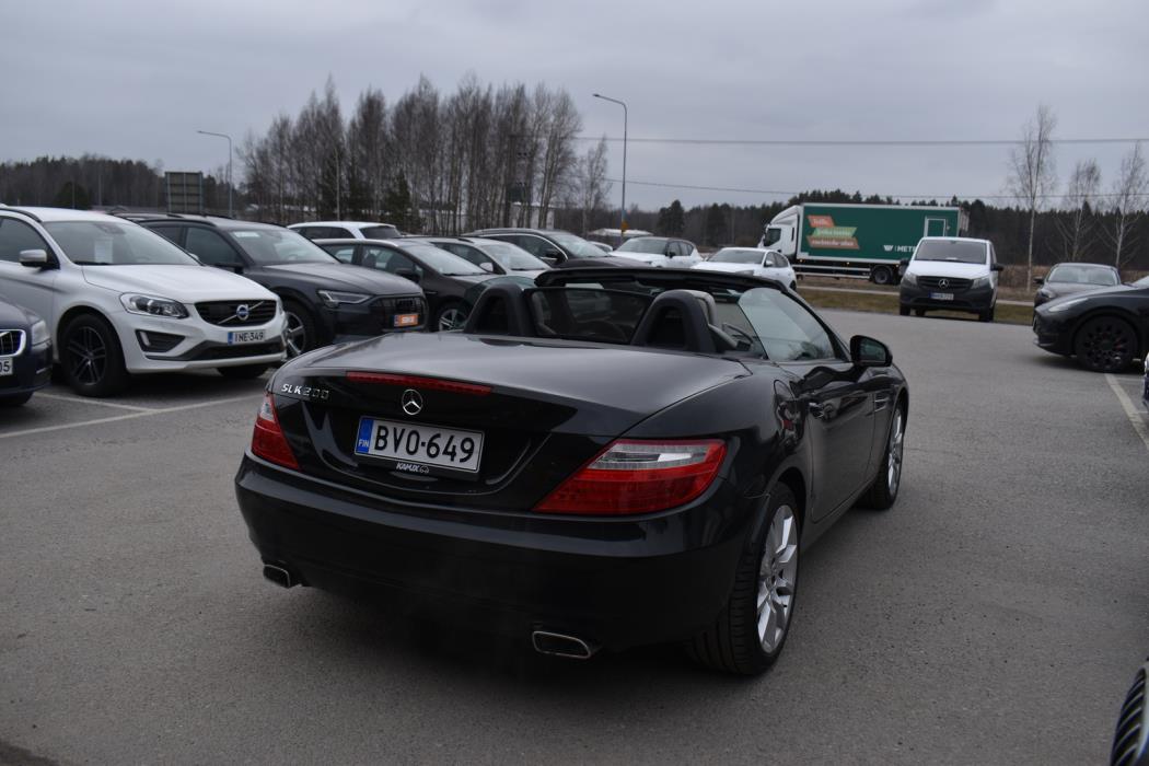 MERCEDES-BENZ SLK 2012