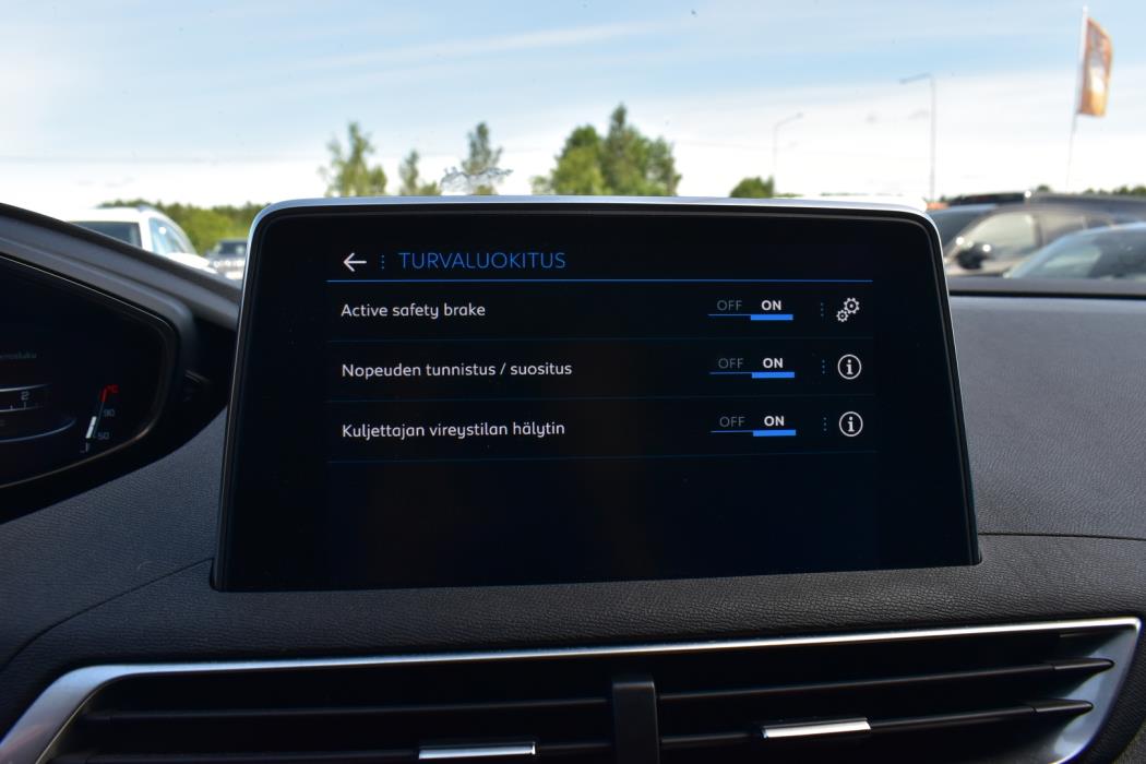 PEUGEOT 3008 2019