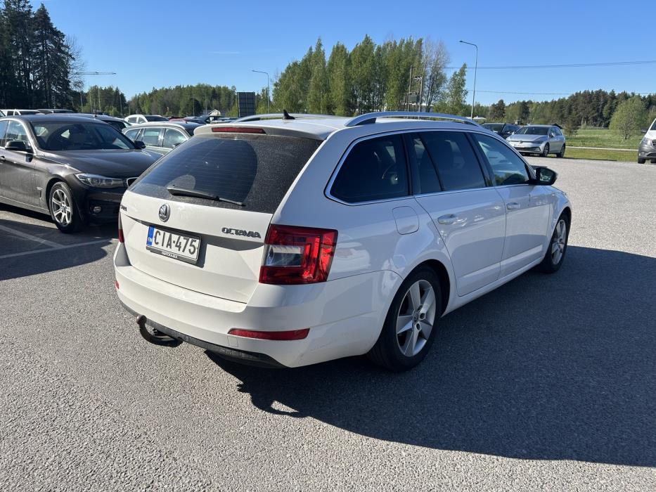 SKODA Octavia 2014