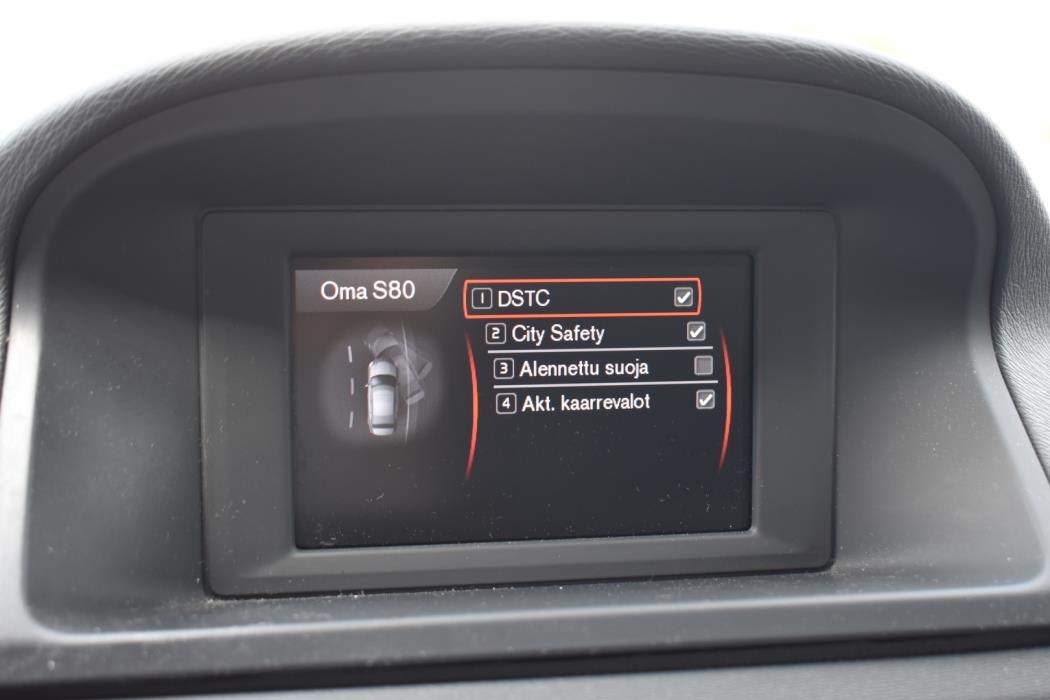 VOLVO S80 2012
