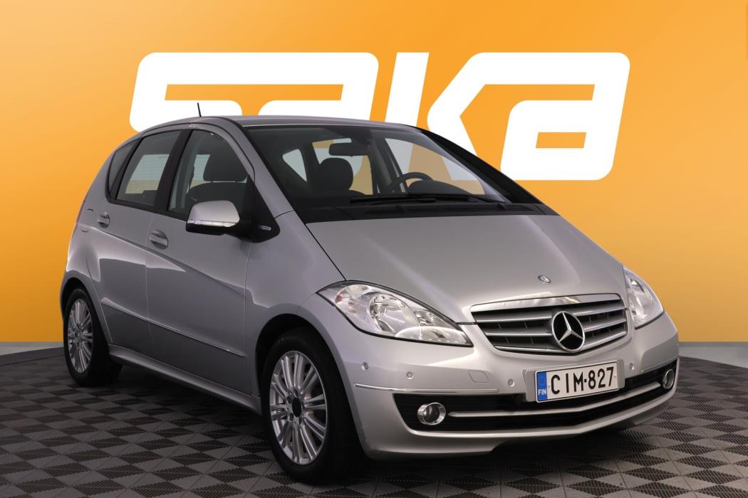MERCEDES-BENZ A 2012