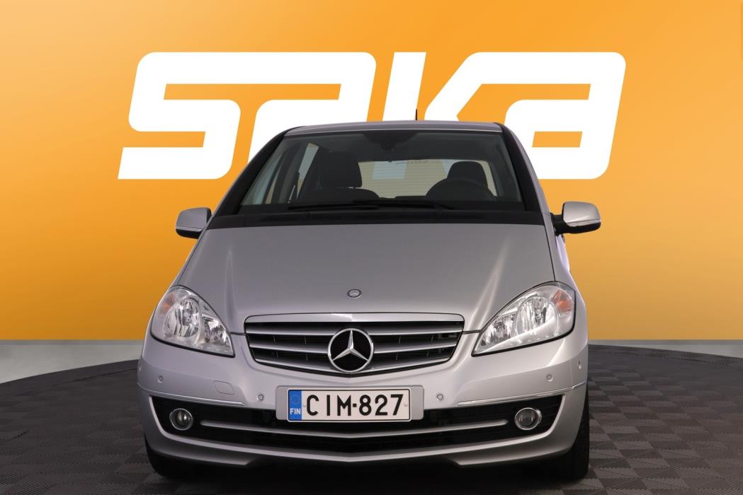 MERCEDES-BENZ A 2012