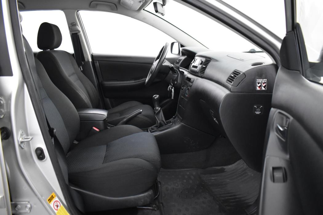 TOYOTA Corolla 2006