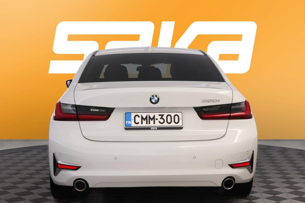 BMW 320 2019