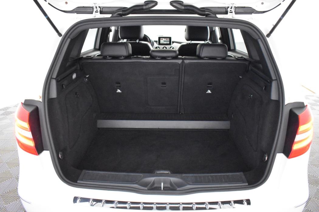 MERCEDES-BENZ B 2013