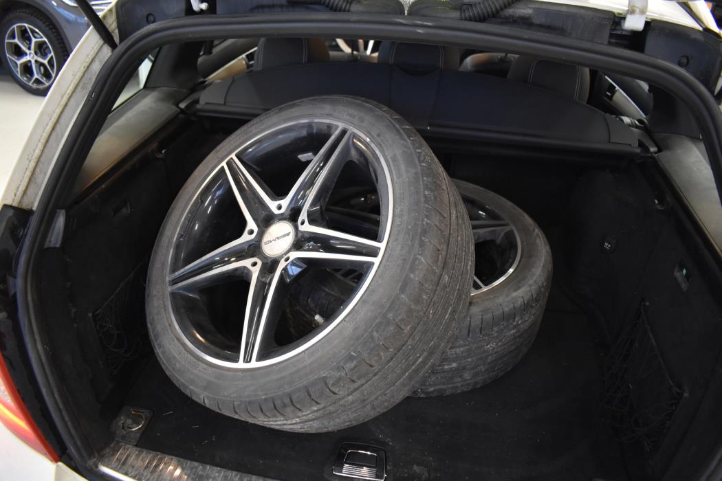 MERCEDES-BENZ C 2012