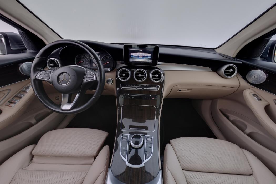 MERCEDES-BENZ GLC 2017