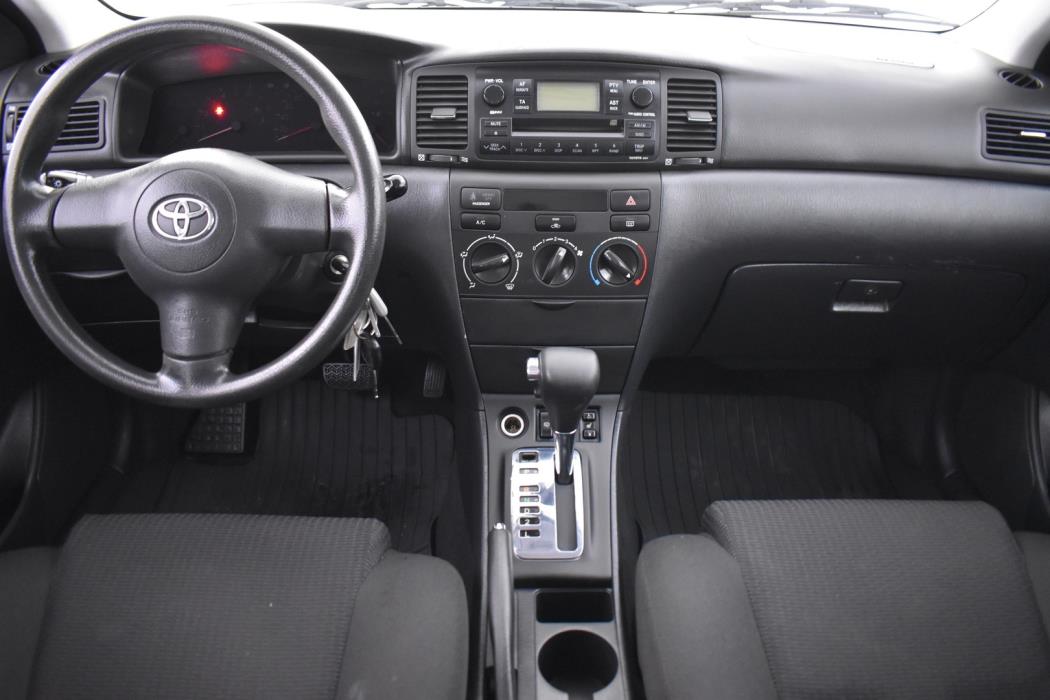 TOYOTA Corolla 2005