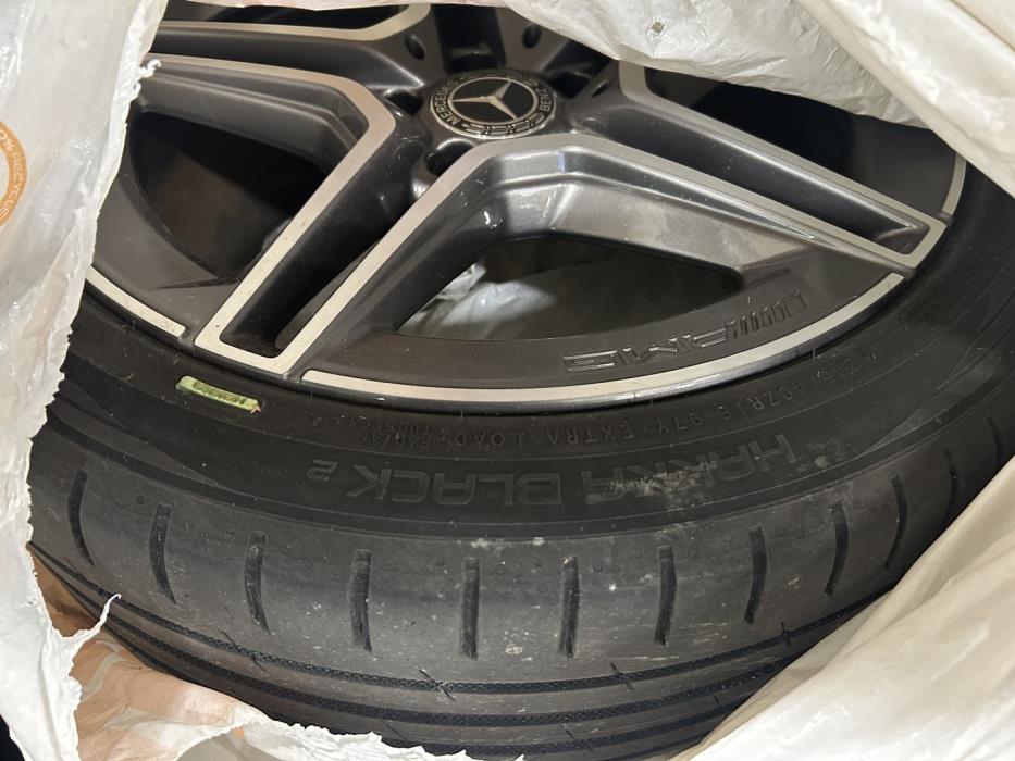 MERCEDES-BENZ C 2020