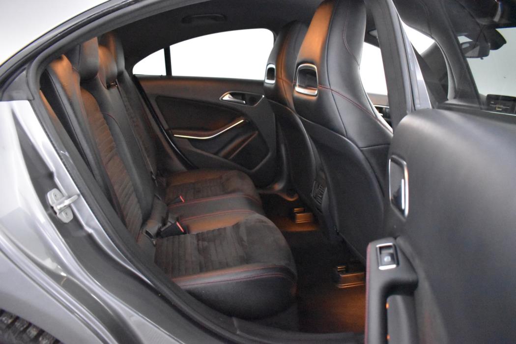 MERCEDES-BENZ CLA 45 AMG 2014