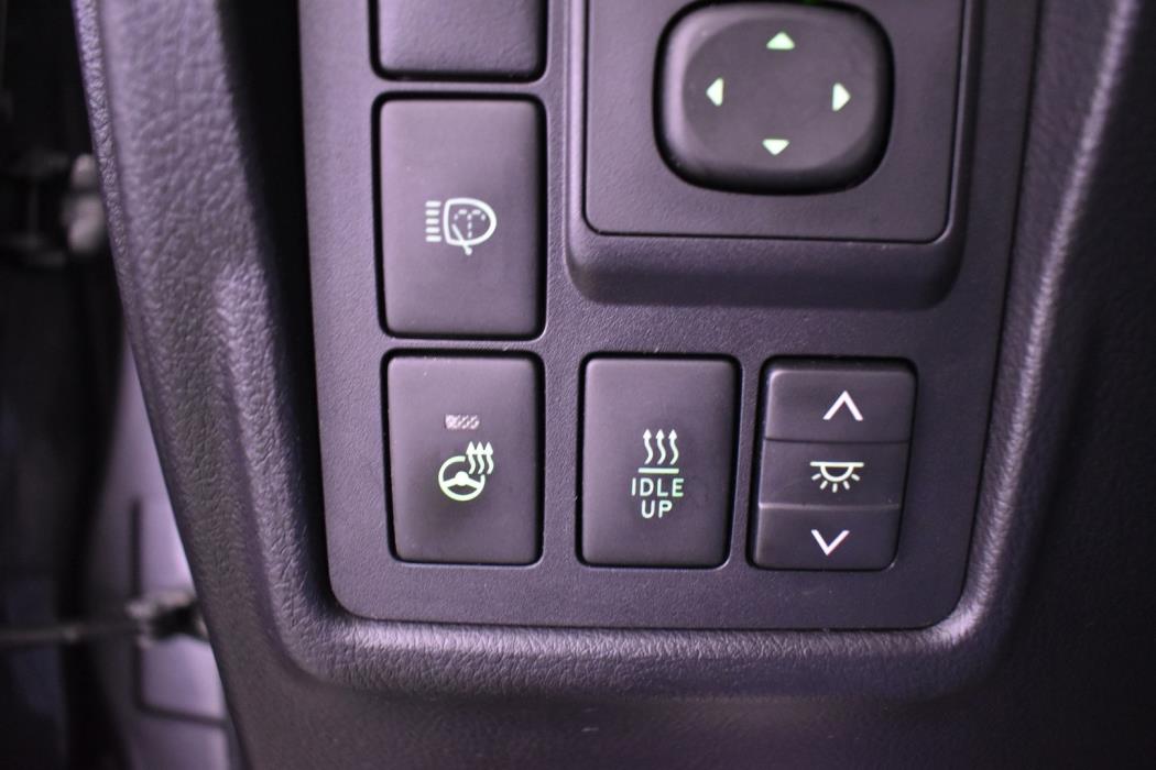 TOYOTA Land Cruiser 2016