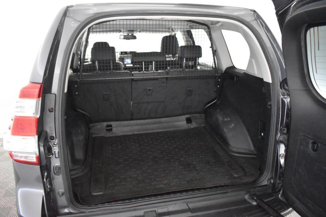 TOYOTA Land Cruiser 2016