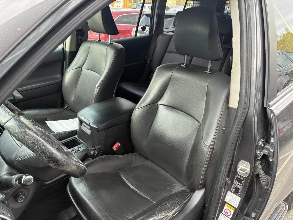 TOYOTA Land Cruiser 2016