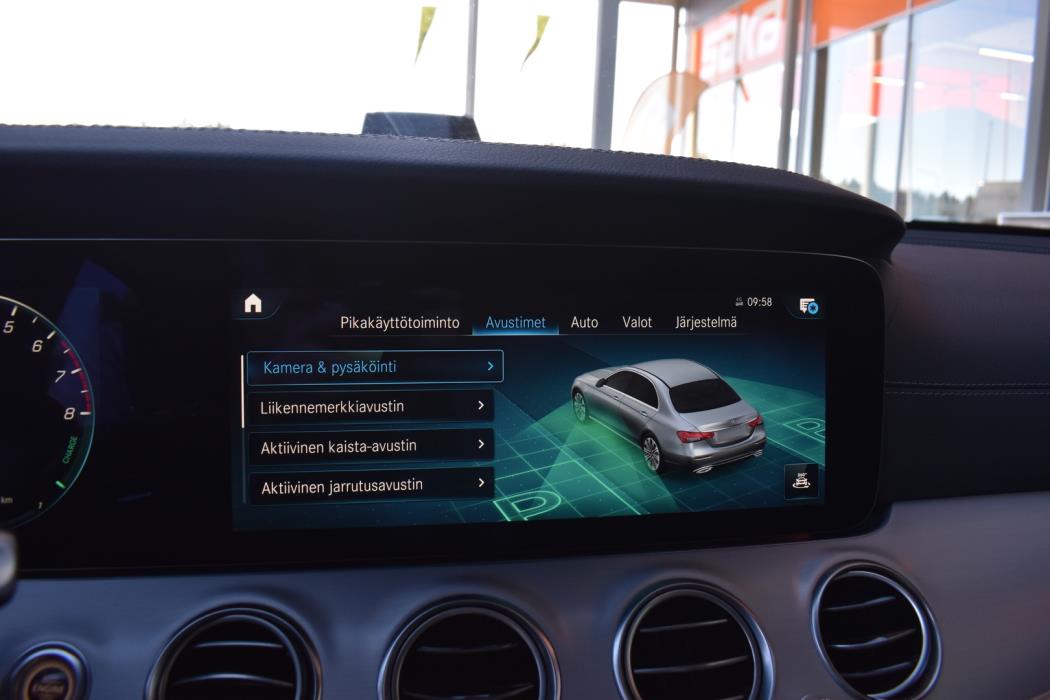 MERCEDES-BENZ E 2021