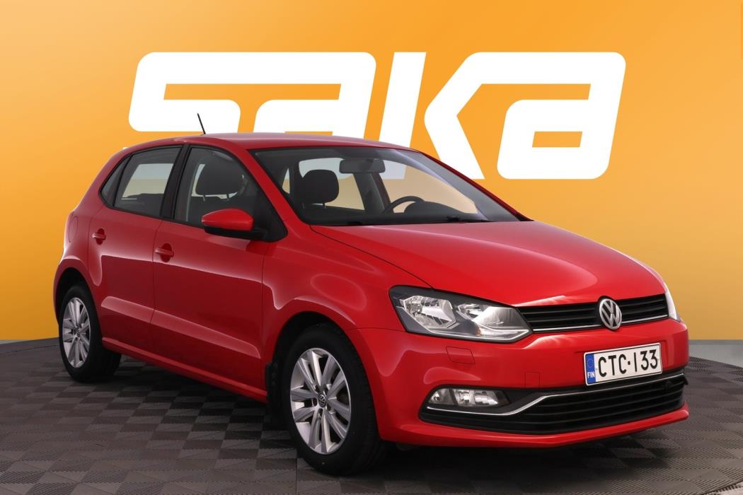 VOLKSWAGEN Polo 2015