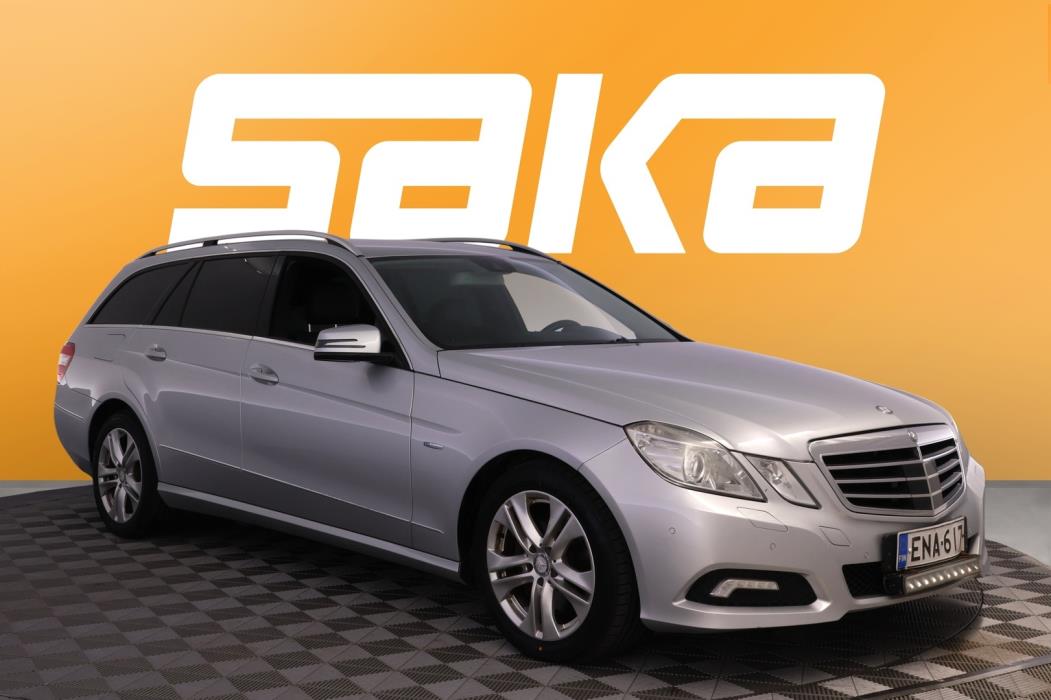 MERCEDES-BENZ E 2010