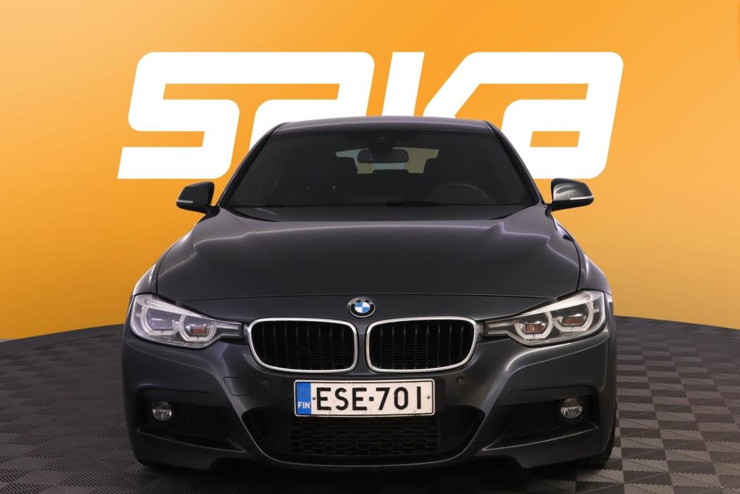 BMW 330 2016