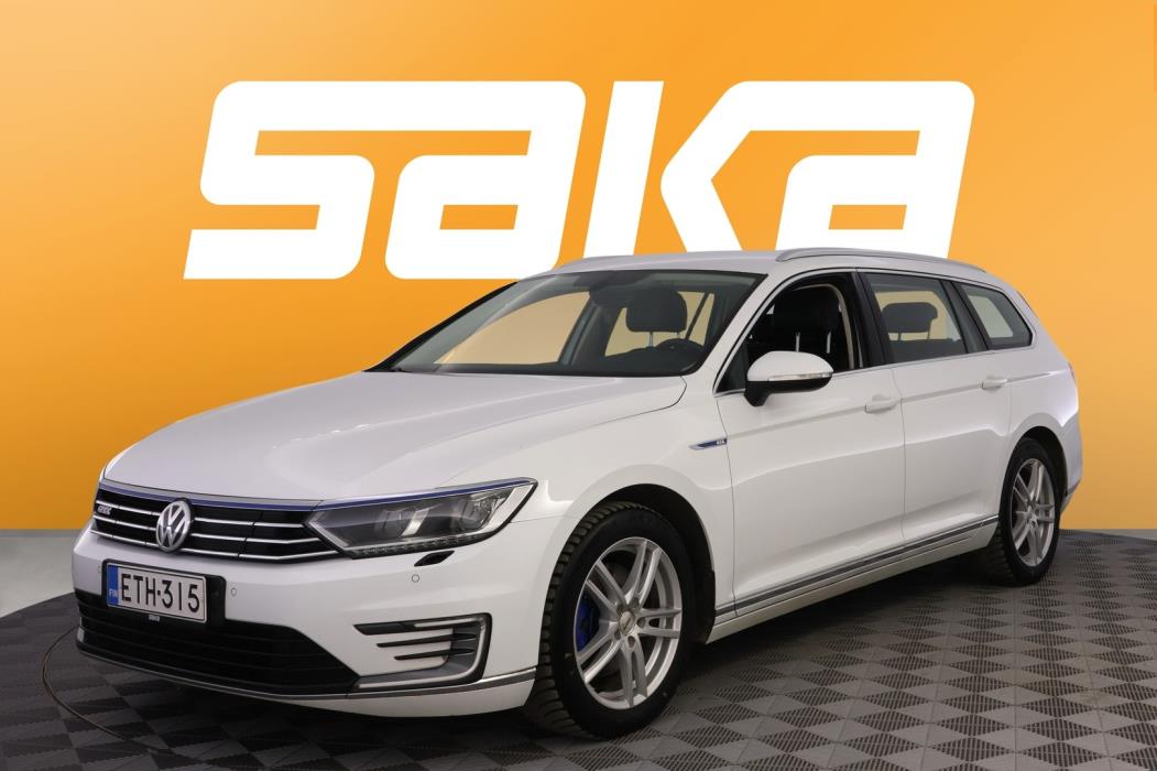 VOLKSWAGEN Passat 2016