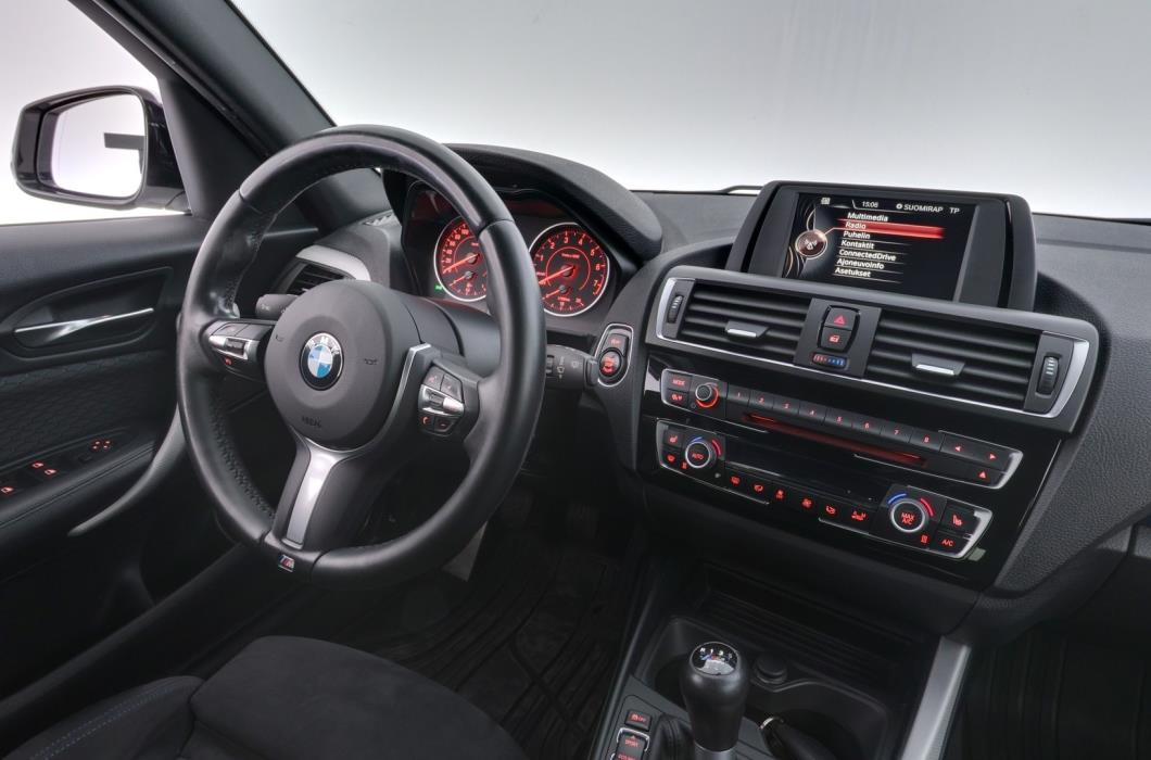 BMW 118 2016