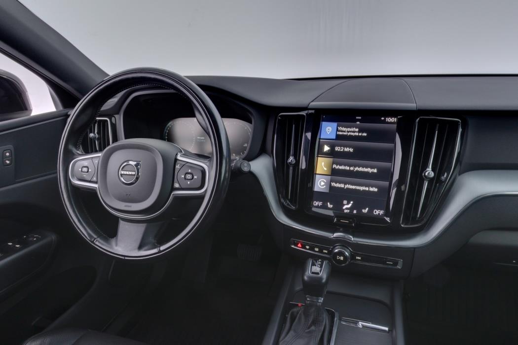 VOLVO XC60 2018