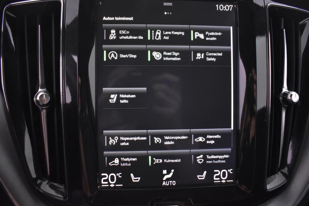 VOLVO XC60 2018