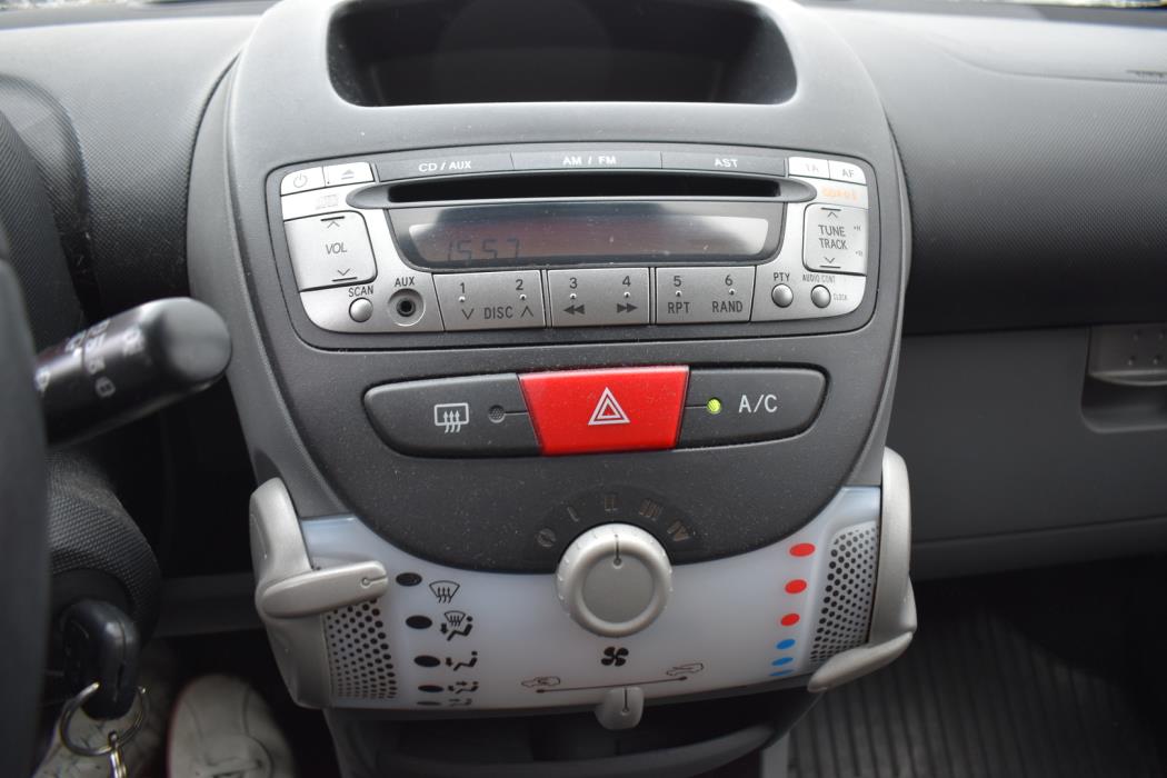 TOYOTA AYGO 2010