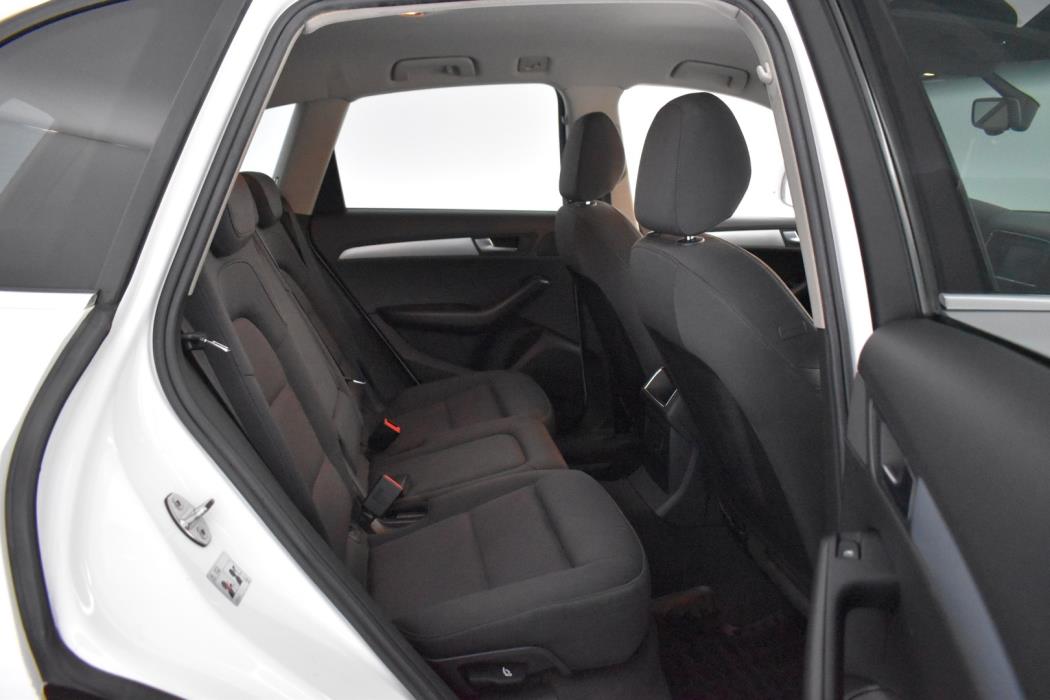 AUDI Q5 2011