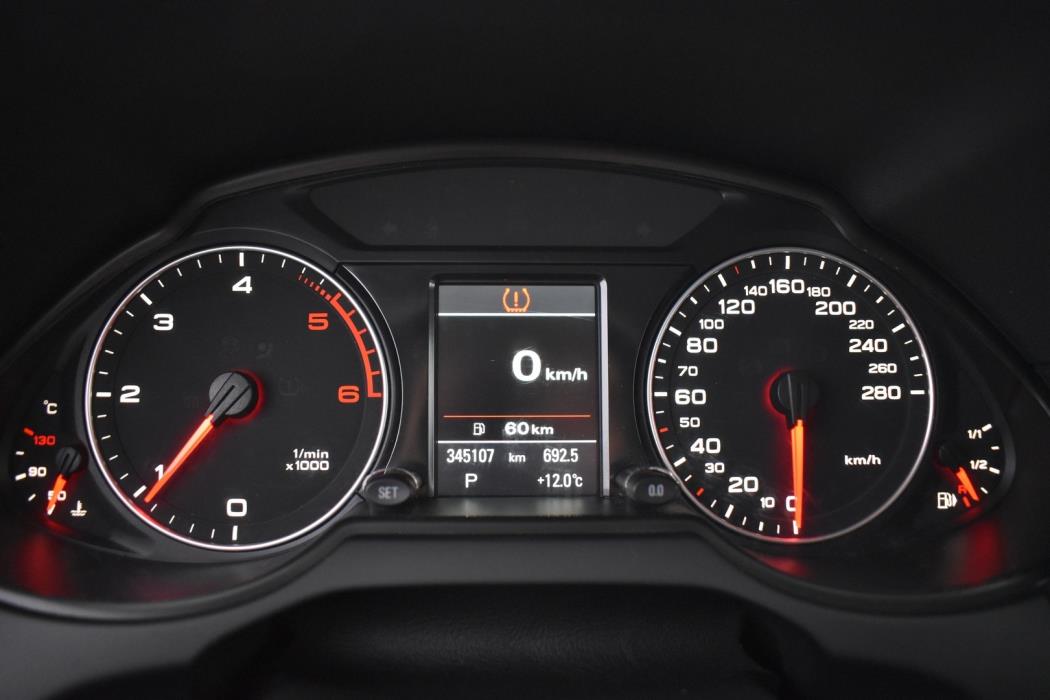 AUDI Q5 2011
