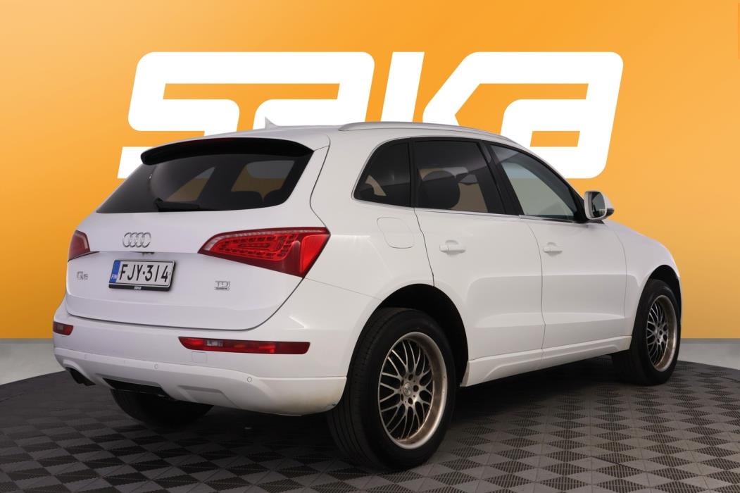AUDI Q5 2011