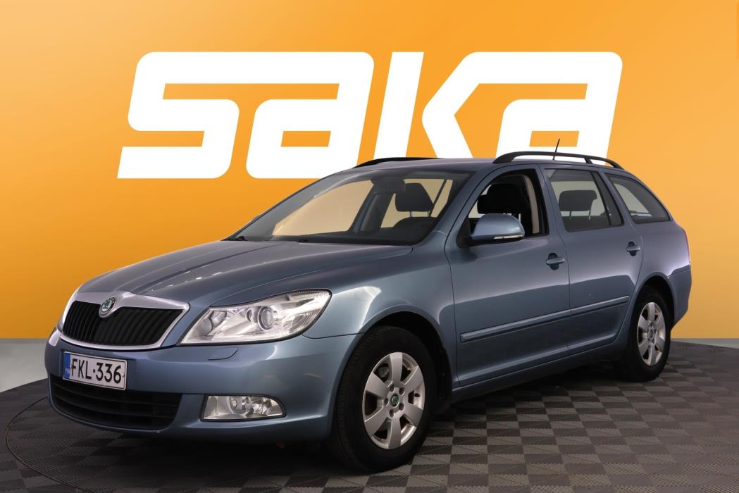 SKODA Octavia 2012