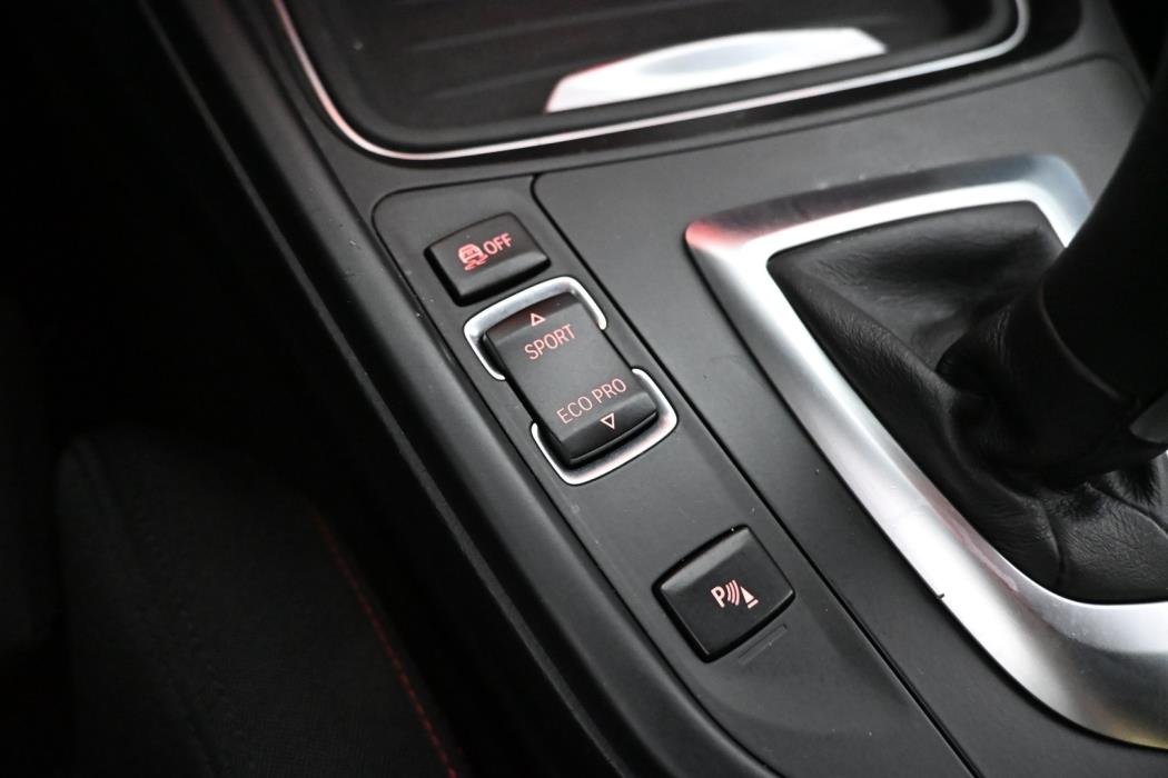 BMW 320 Gran Turismo 2015