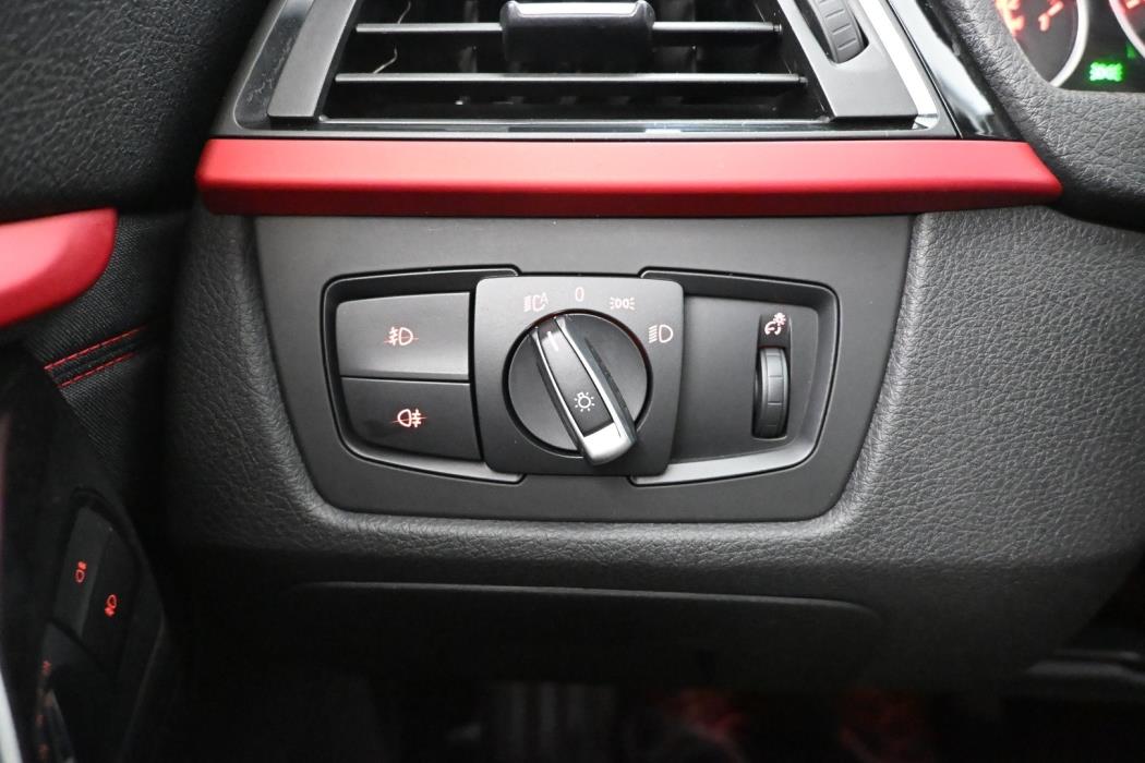 BMW 320 Gran Turismo 2015